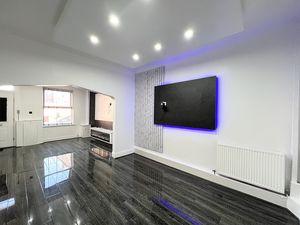 Photo 6- click for photo gallery